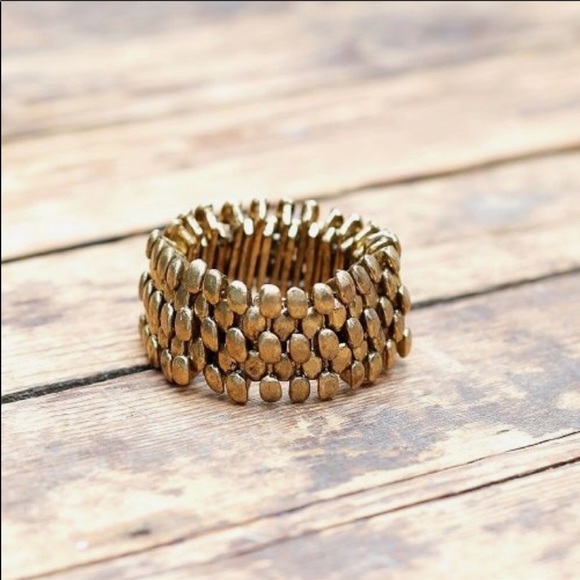 Sezane Jewelry - 🚫 NOT SELLING 🚫 ISO SEZANE BRACELET